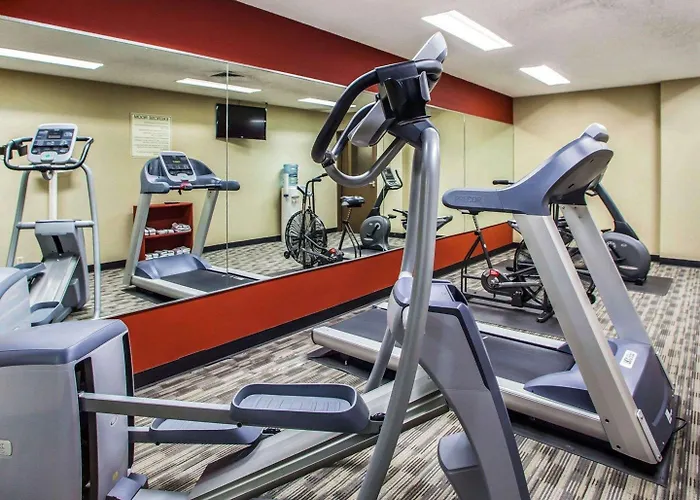 Quality Inn & Suites Peoria North