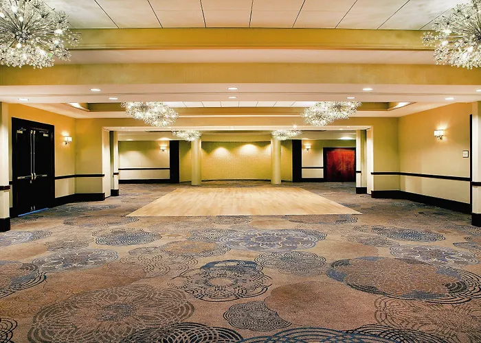 Sheraton Portsmouth Harborside Hotel