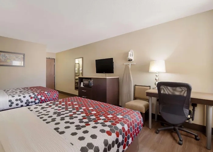 Econo Lodge Grand Forks