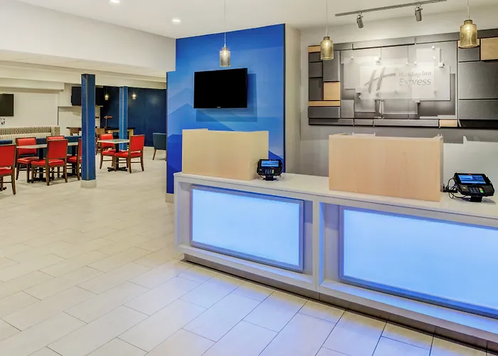 Holiday Inn Express Newberg - Wine Country By Ihg