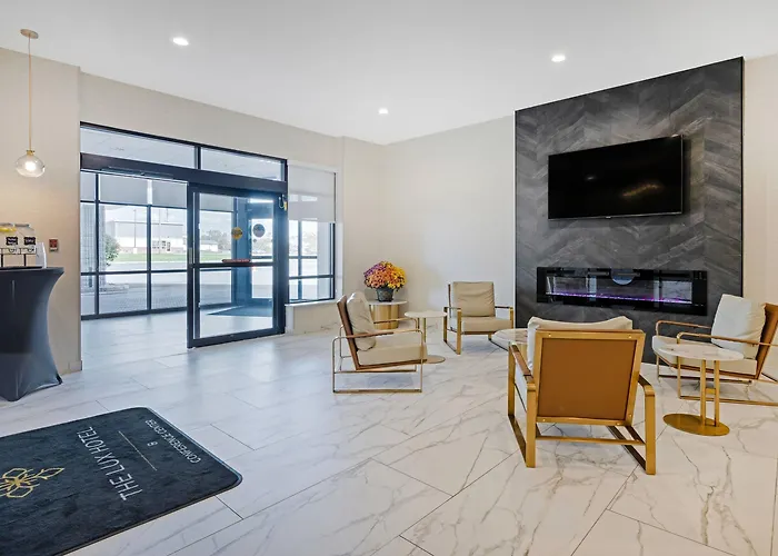 The Lux Hotel & Conference Center, An Ascend Collection Hotel