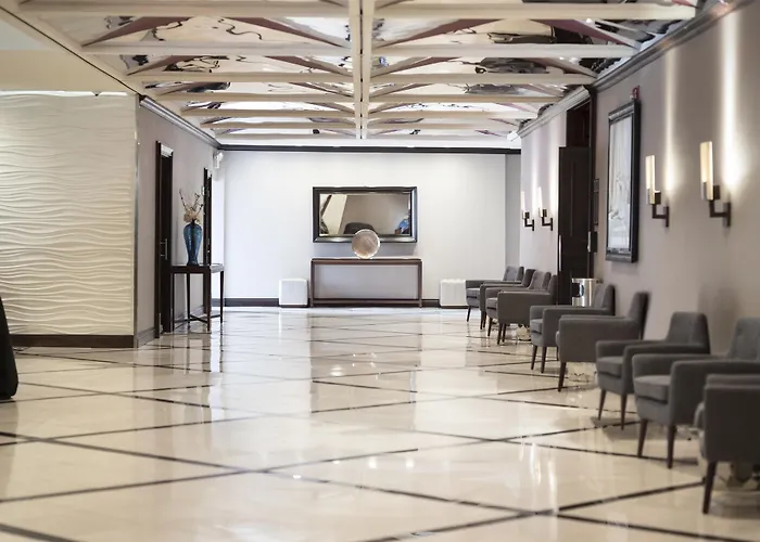Fort Pontchartrain Detroit, A Wyndham Hotel