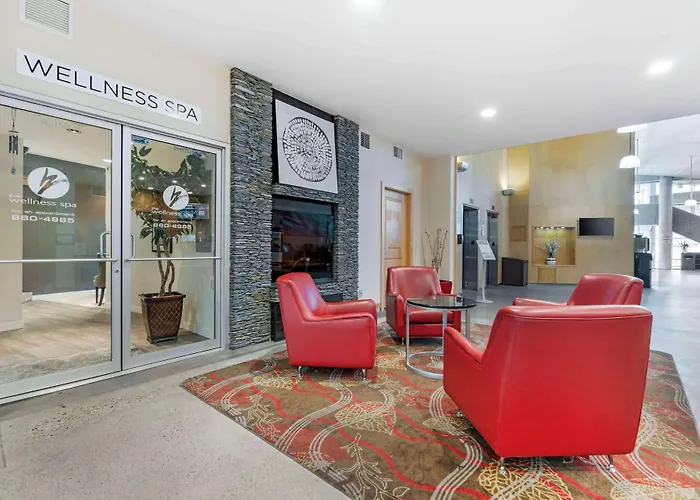 Best Western Plus Kelowna Hotel & Suites