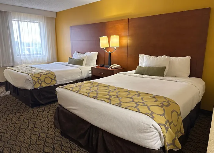 Baymont By Wyndham Mishawaka South Bend Area