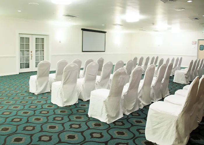 Holiday Inn Victorville By Ihg