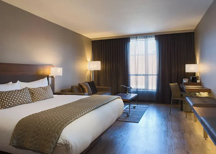 Ac Hotel Kansas City Plaza