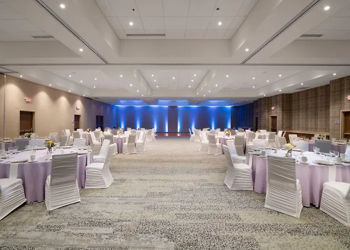 Courtyard By Marriott Edina Bloomington