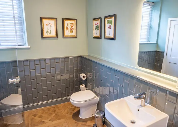 The Blue Boar, Witney, Oxfordshire - Acorn Pubs