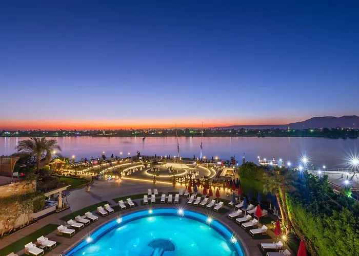 Sonesta St. George Hotel - Convention Center