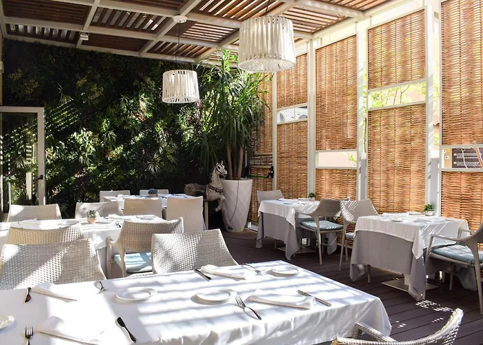 Hotel Pirineos Figueres By Pierre & Vacances