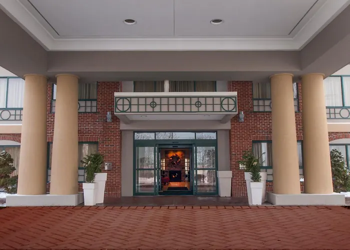 Holiday Inn Express & Suites Buffalo Airport, Ny
