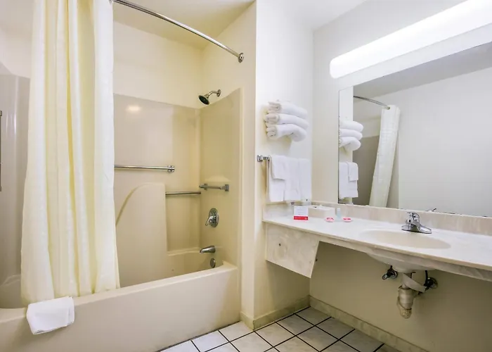Econo Lodge & Suites Brinkley