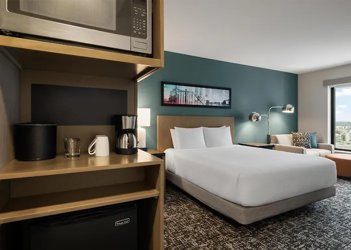 Hyatt House Denver Downtown
