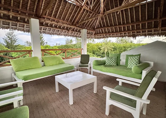 Watamu Beach Cottages B&B
