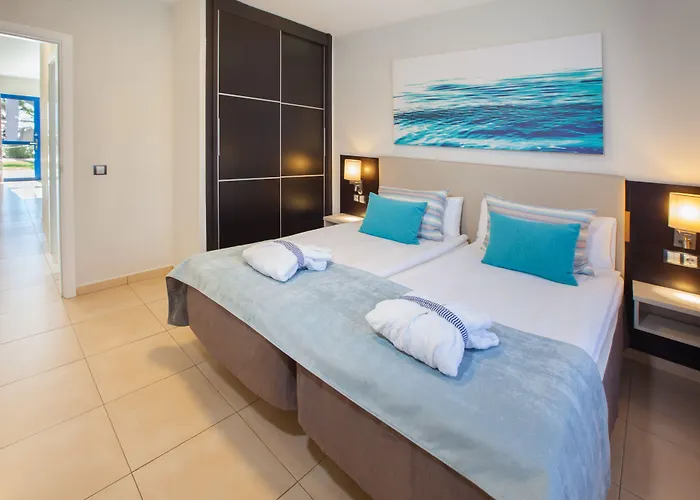 Grupotel Playa Feliz