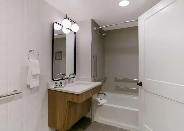Best Western Premier The Central Hotel & Conference Center