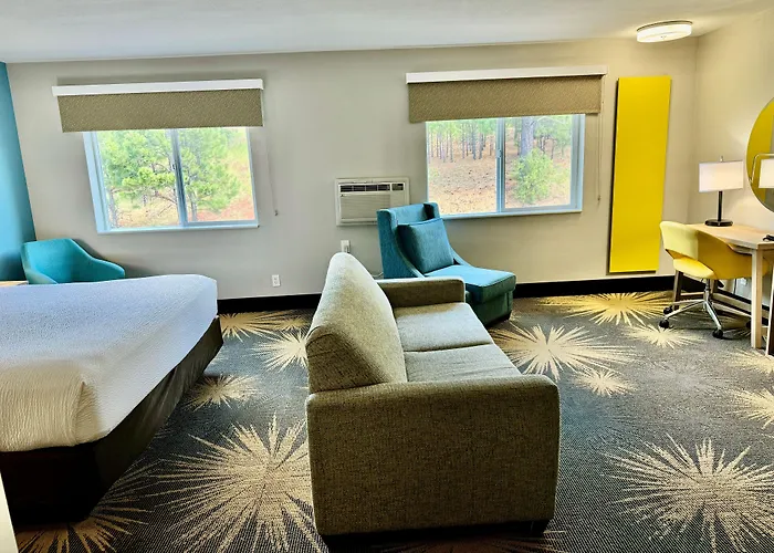 Days Inn By Wyndham Williams