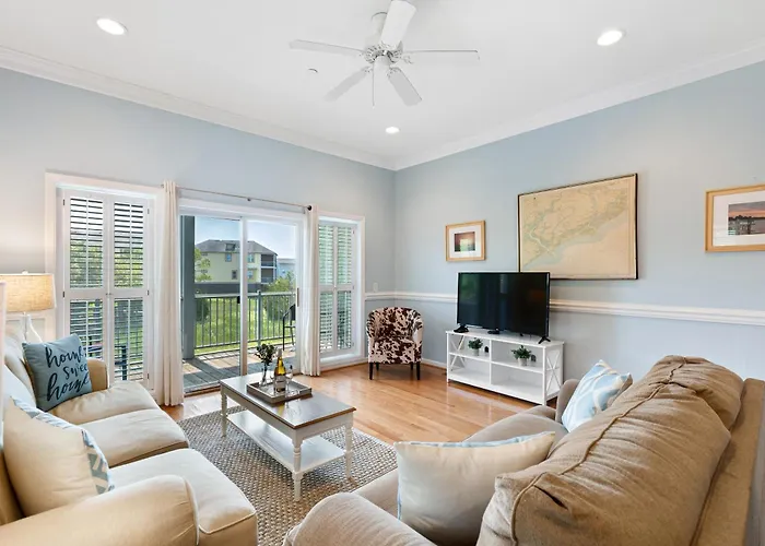 81 Waters Edge - Townhome - Pool