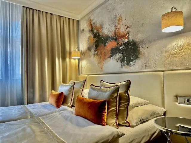 Boutique Hotel Center