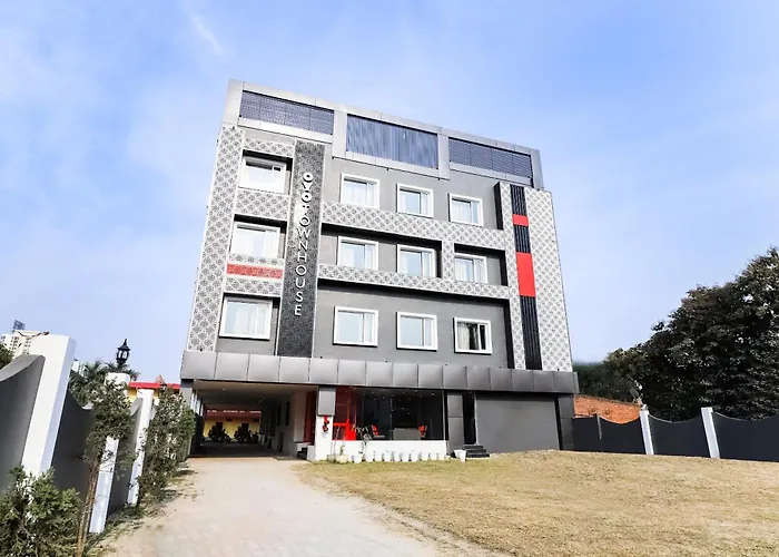 Townhouse Prithvi Resort Near Phoenix Palassio Lucknow