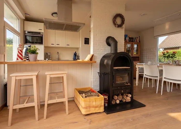 Welcome In - Vakantiewoning Met Ruime Tuin En Open Haard I Horizon 3 Renesse