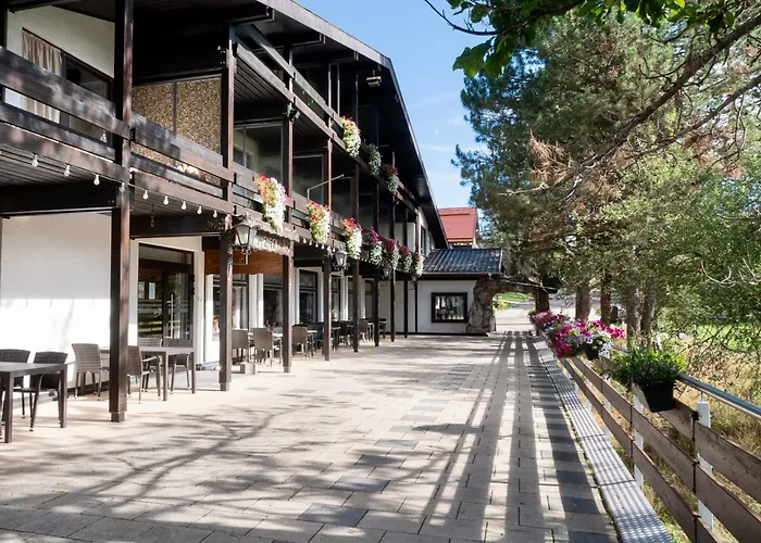 Landhotel Tanneneck - ideal für Gruppen, Familien und Hunde