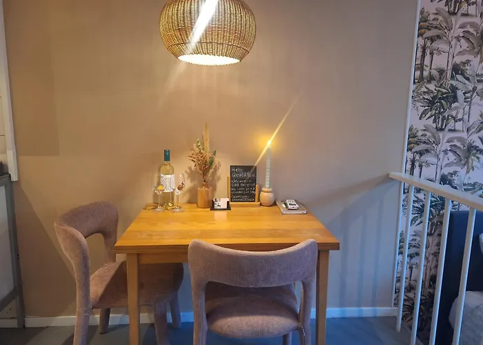 B&B Berglust Rotterdam Met Serre En Gratis Parkeren