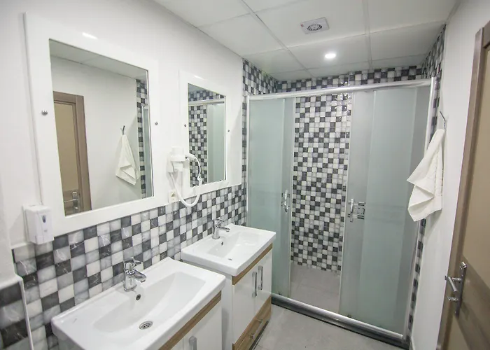 Staron Otel