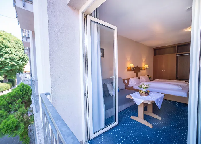TIPTOP Hotel Garni Pfauen