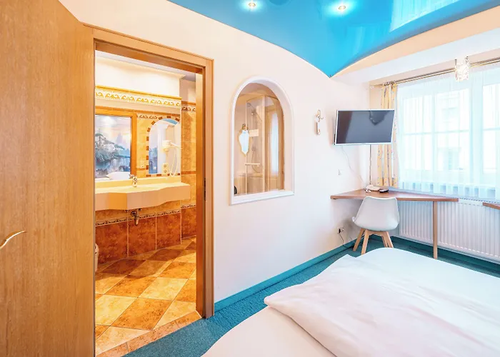 König Ludwig Design Hotel NEU Zimmer mit Sauna oder Whirlpool, genug Parkplatz