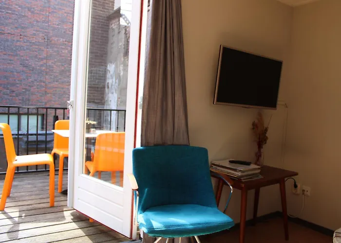 Holt Hotel