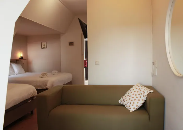 Holt Hotel