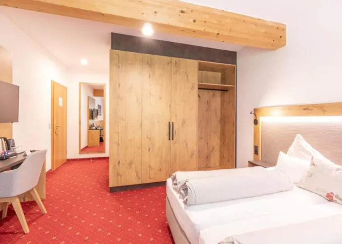 Arlen Lodge Hotel