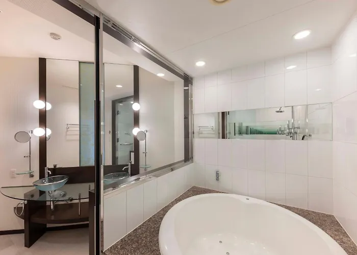 Rihga Royal Hotel Osaka, Vignette Collection By Ihg