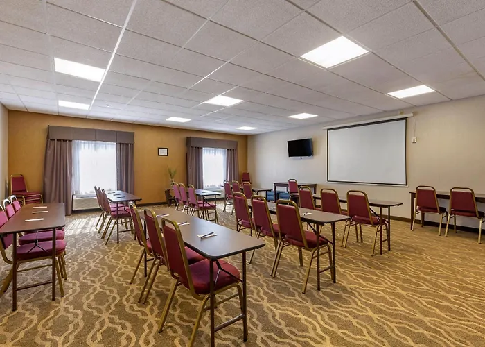 Comfort Suites Perrysburg - Toledo South