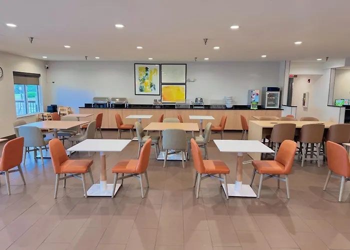 Comfort Suites Coralville I-80