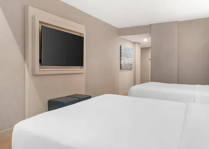 Radisson Plaza Hotel At Kalamazoo Center