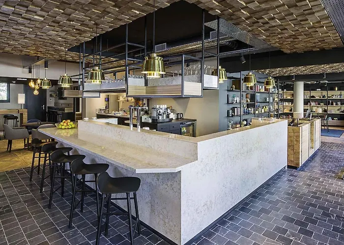 Ibis Styles Laval Centre Gare