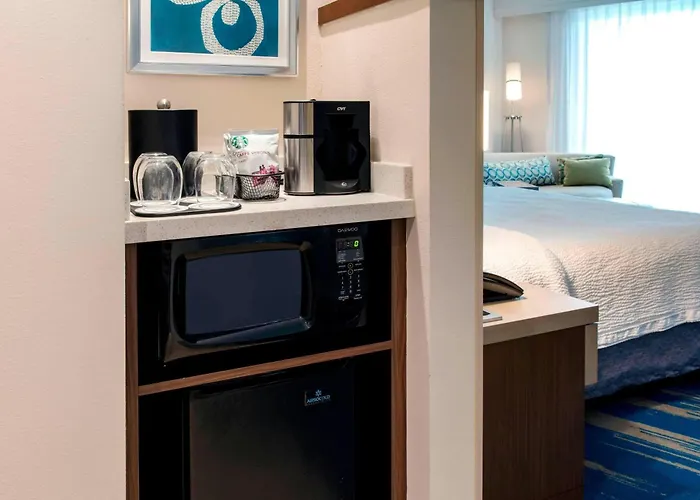 Courtyard By Marriott Faro Blanco Resort