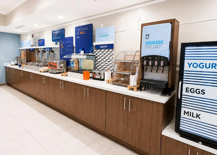 Holiday Inn Express & Suites Yankton By Ihg