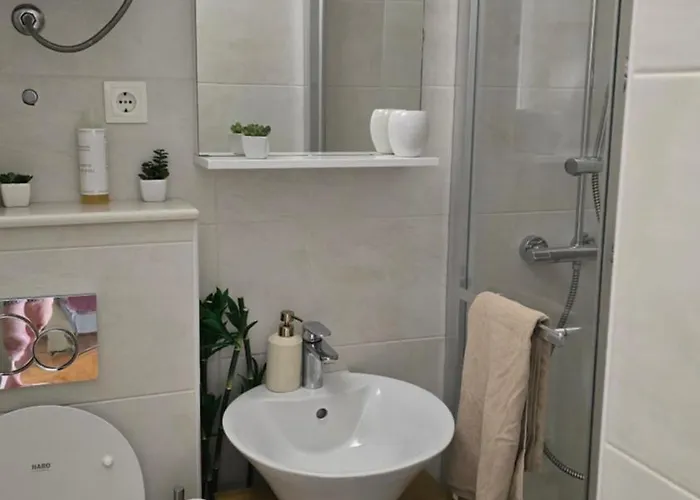 Apartments Iris