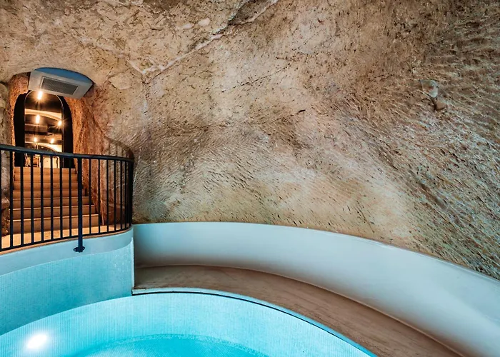 La Falconeria Hotel