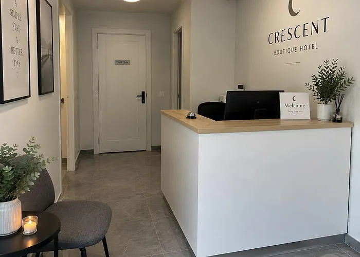 Crescent Boutique Hotel