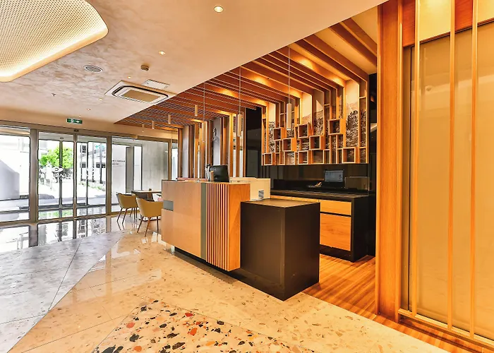 Carine Hotel Centar