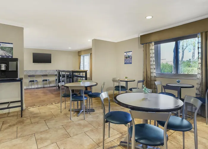 Best Western Plus Pleasanton Inn