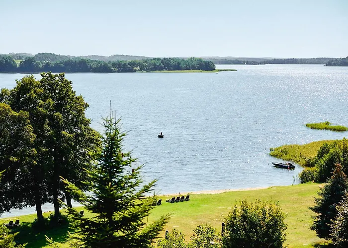 Hotel M Club Lake Resort