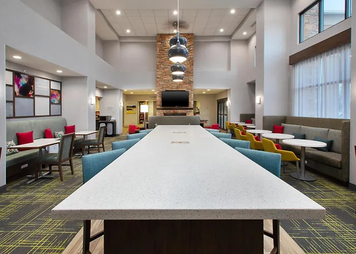 Hampton Inn And Suites St. Cloud