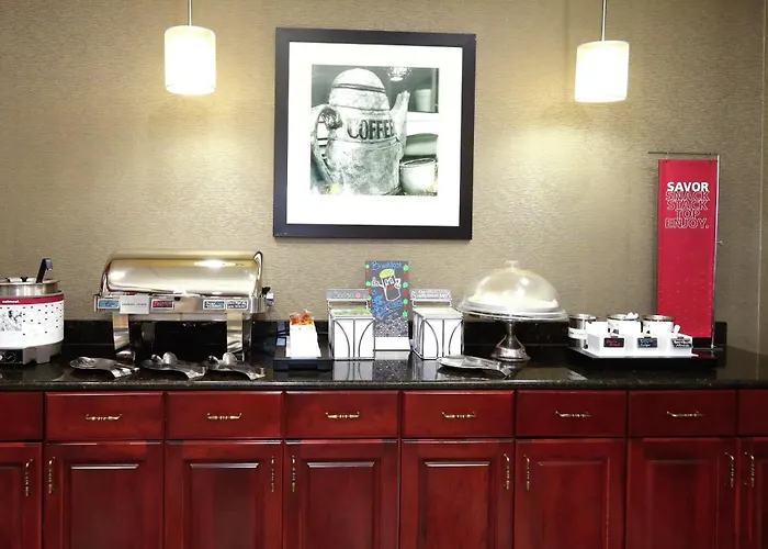 Hampton Inn And Suites Of Lamar