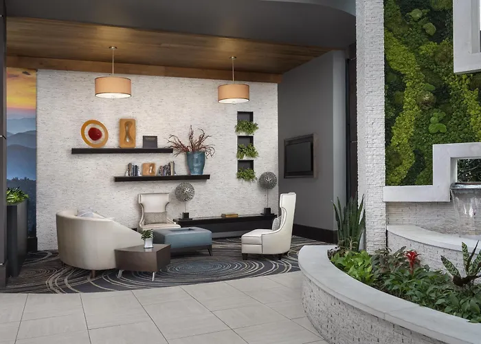 Embassy Suites By Hilton Knoxville West