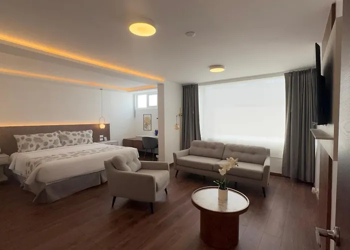 Hotel Ajavi